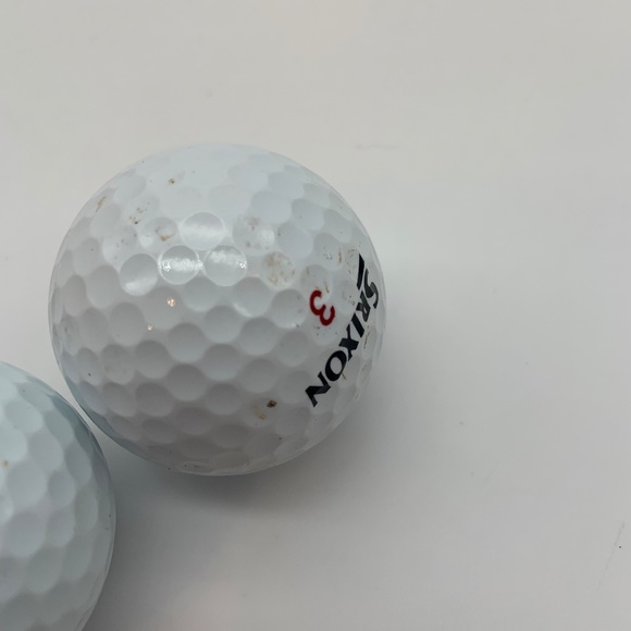 Lot of 5 Callaway Srixon Titleist & Noodle Golf Balls - Picture 12 of 12